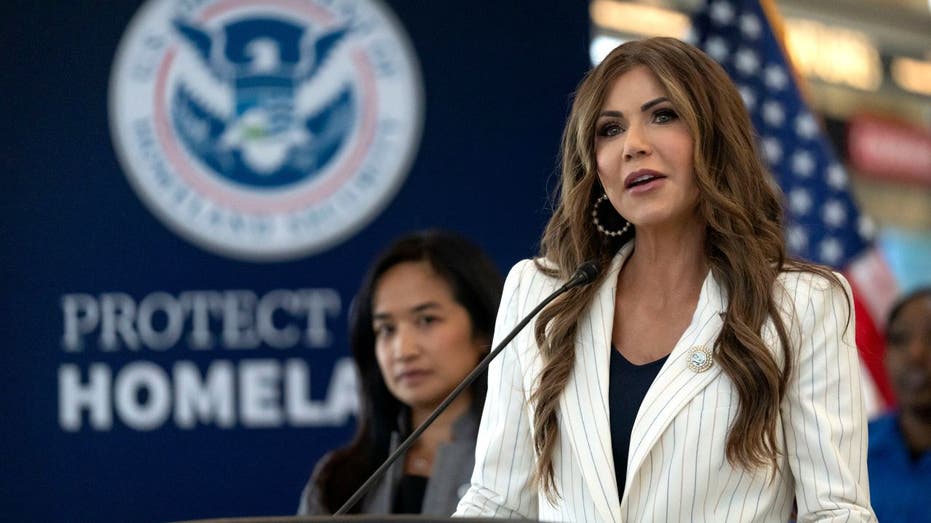 DHS to impose $1K fee for migrants granted humanitarian parole Internet InfoMedia dhs to impose 1k fee for migrants granted humanitarian parole