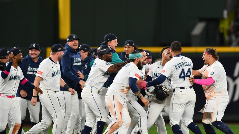 Mariners advance to first ALCS since 2001 after longest winner-take-all game in MLB history Internet InfoMedia mariners advance to first alcs since 2001 after longest winner take all game in mlb history