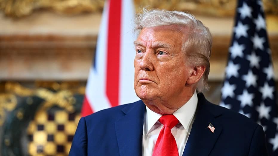 Internet InfoMedia media bashes trump admin messaging for pinning shutdown on dems white house fires back