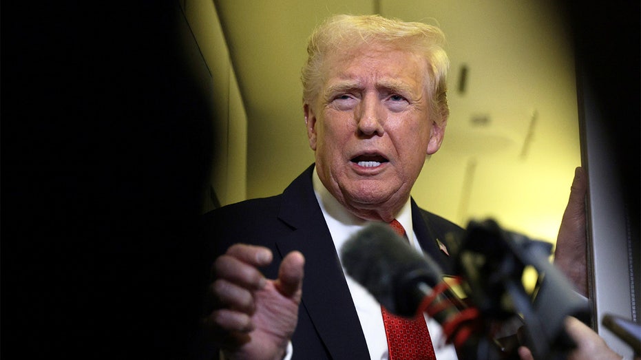 Trump doubles down on Colombia crackdown, calls Petro ‘lunatic,’ vows to end all US payments over drugs Internet InfoMedia trump doubles down on colombia crackdown calls petro lunatic vows to end all us payments over drugs