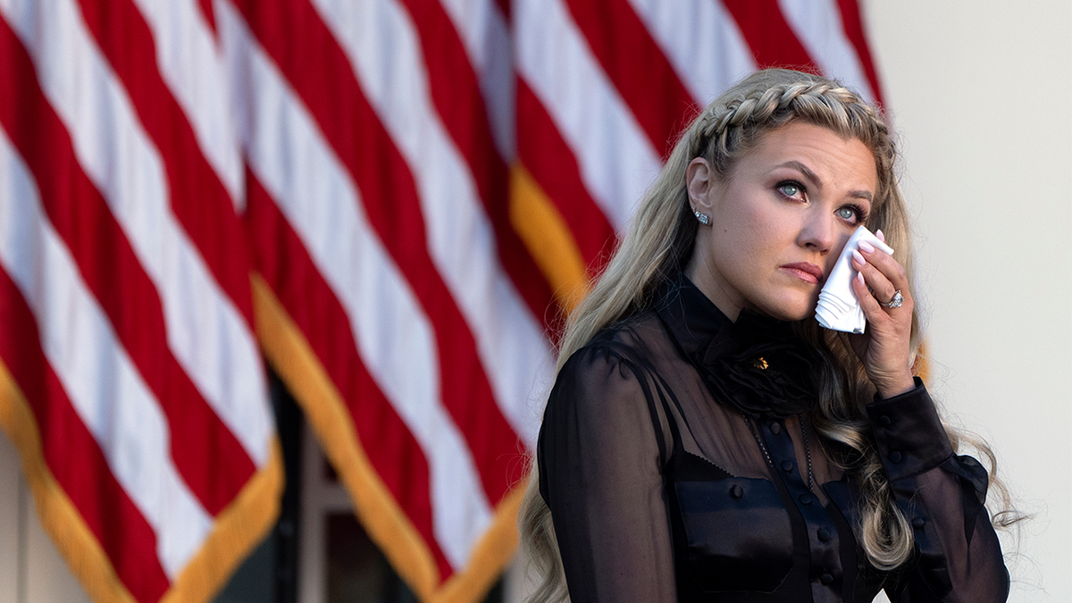 Trump posthumously awards Charlie Kirk Presidential Medal of Freedom: Photos Internet InfoMedia trump posthumously awards charlie kirk presidential medal of freedom photos