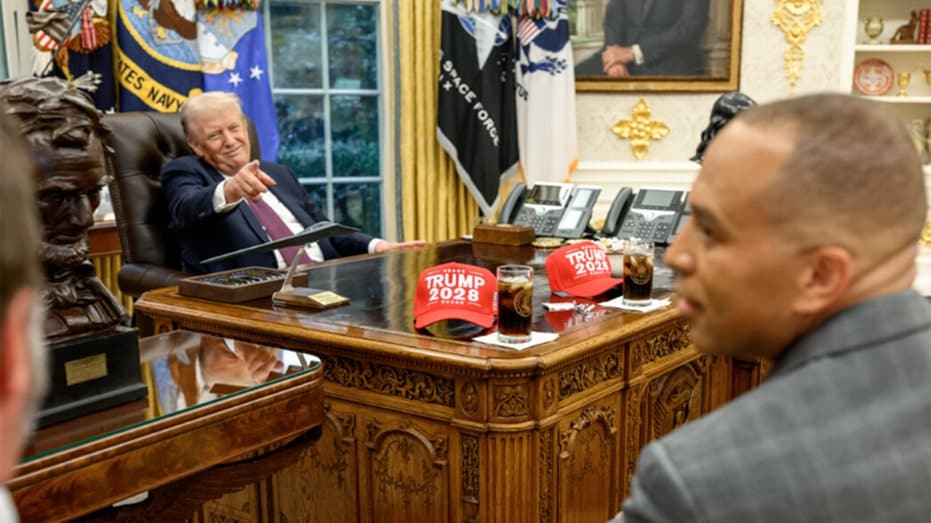 Internet InfoMedia trump taunts democrat leaders with trump 2028 hats in oval office as shutdown approaches