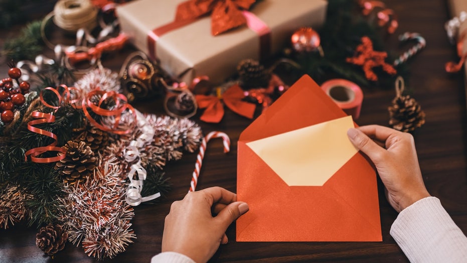 8 sites where you can order holiday cards that don't cost a fortune Internet InfoMedia 8 sites where you can order holiday cards that dont cost a fortune