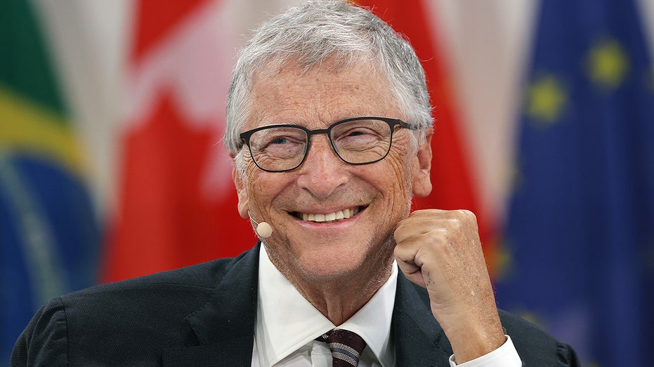 Bill Gates discovers the way to fight climate battle actually involves helping humans Internet InfoMedia bill gates discovers the way to fight climate battle actually involves helping humans