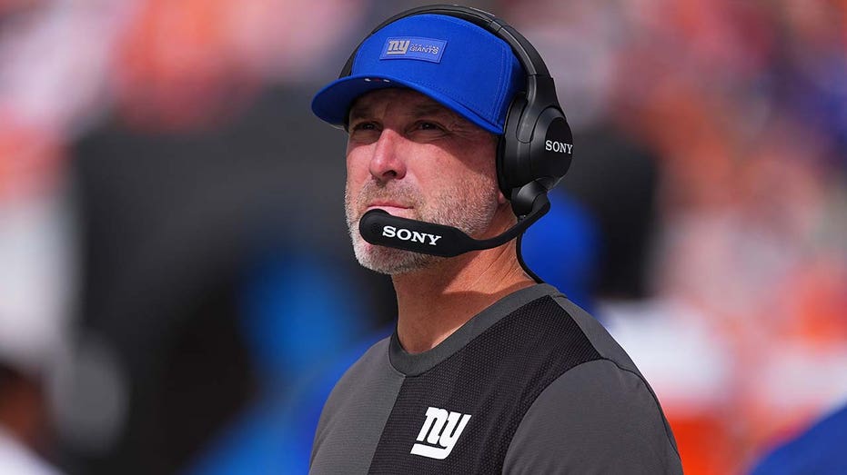 Giants fire defensive coordinator Shane Bowen as season spirals: reports Internet InfoMedia giants fire defensive coordinator shane bowen as season spirals reports